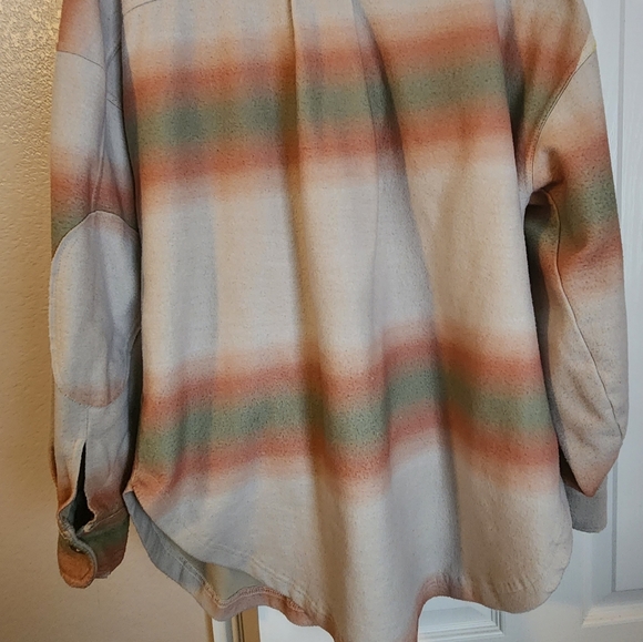 FREE PEOPLE Ruby Omber Shacket - Picture 3 of 4